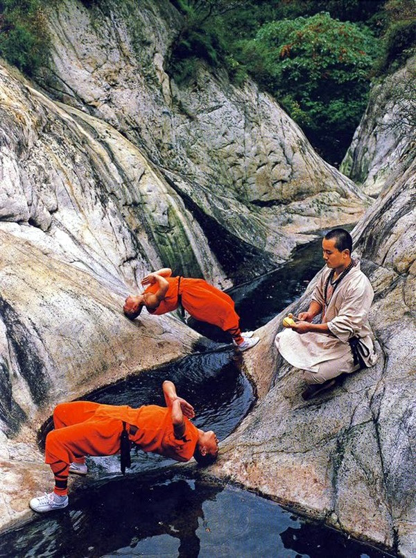Shaolin monk Martial Art Demonstrations (37)
