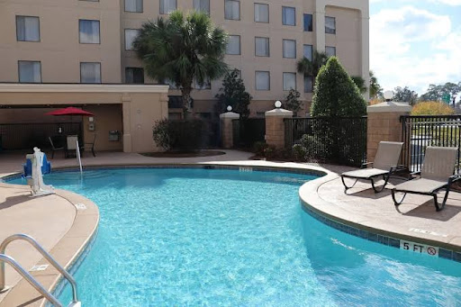 Hotel «Hampton Inn & Suites by Hilton Valdosta/Conference Center», reviews and photos, 2 Meeting Pl, Valdosta, GA 31601, USA