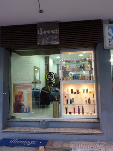 Comentários e avaliações sobre Illuminati Coiffeur