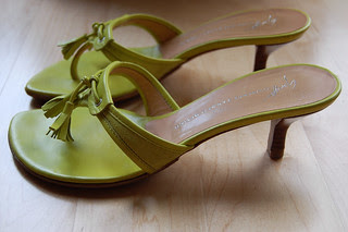 shoe detail photo