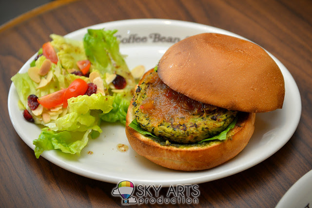 Pesto Chutney Zucchini Burger (RM15.50) CBTL The Coffee Bean and Tea Leaf 50th birthday Malaysia Food Menu & Party Packs