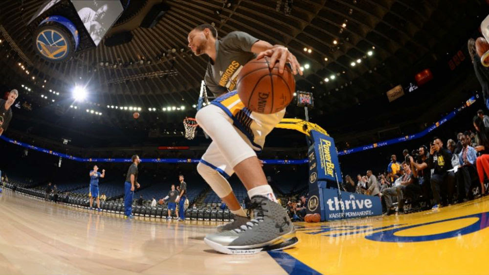 stephen curry wearing under armour shoes