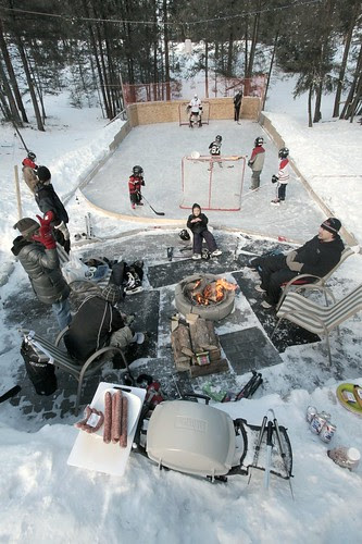 winter-skating-party