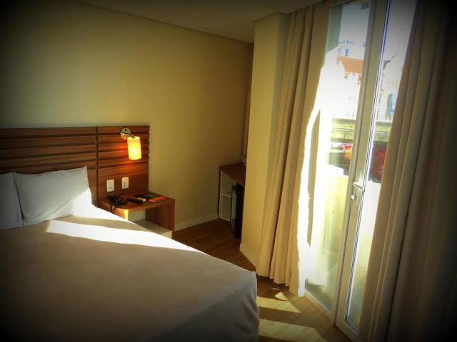 umbuhotelportoalegre.com.br