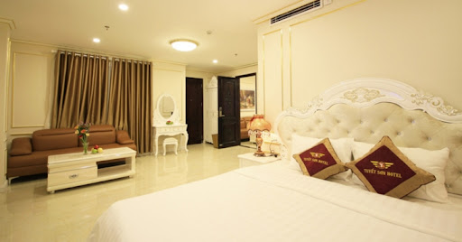 TUYẾT SƠN HOTEL