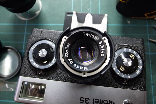 R1103081