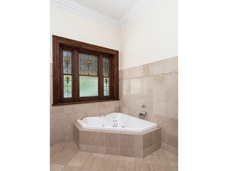 20 Cichon Road, Bridgewater 20 Cichon Road, Bridgewater