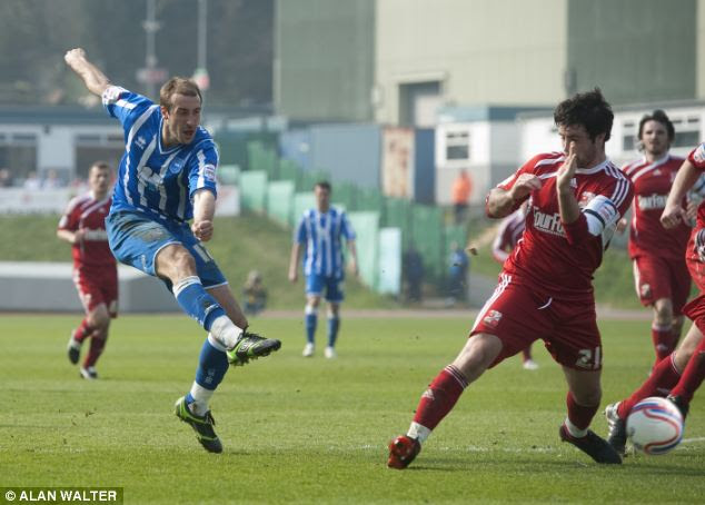 Former foe: Murray used to play for Palace's biggest rivals Brighton, who are also hunting promotion