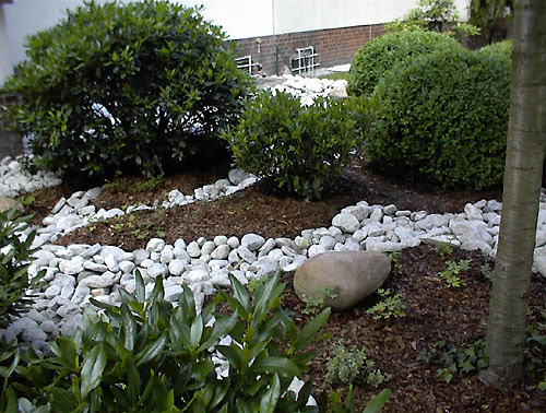 Gartengestaltung Mit Lavasteinen Garten Deko 101