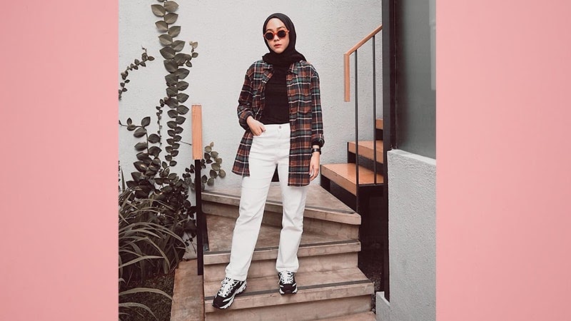 Download Fashion Hijab Tomboy Kemeja - Kumpulan Model Kemeja