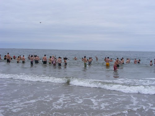 The Final 2008 Sunday for the Coney Island Polar Bear Swim Club by Rubys Host.