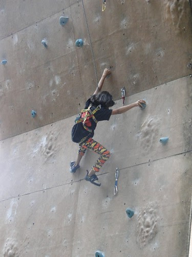 16thSouthZone2010-Isha