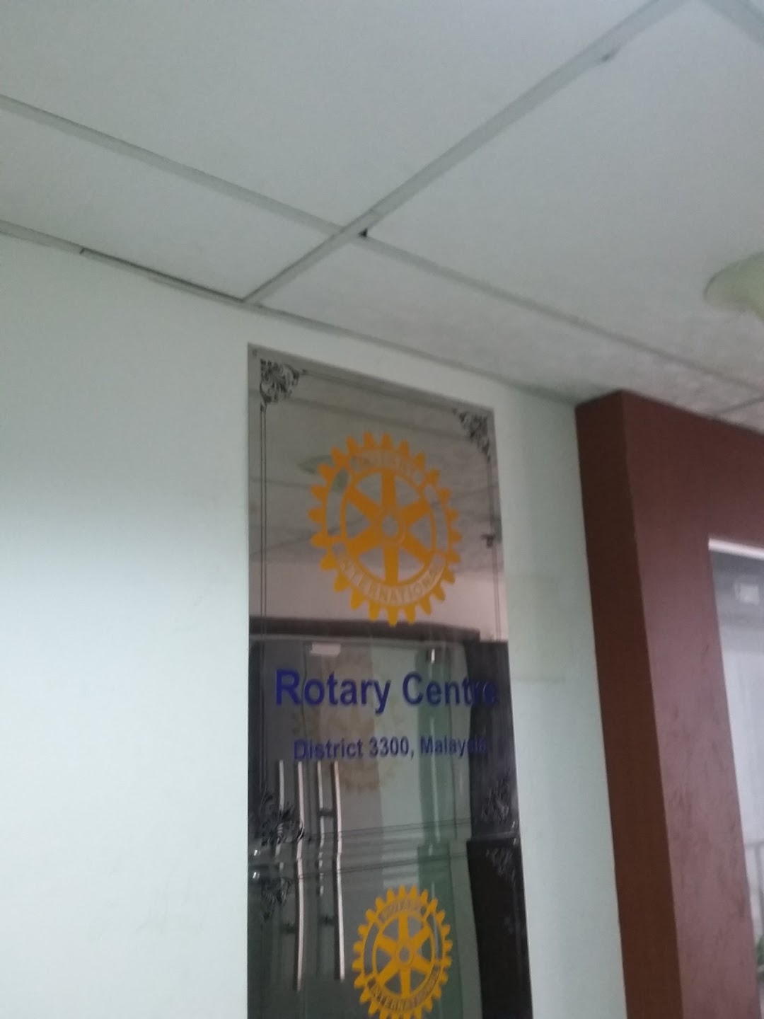 Rotary Centre