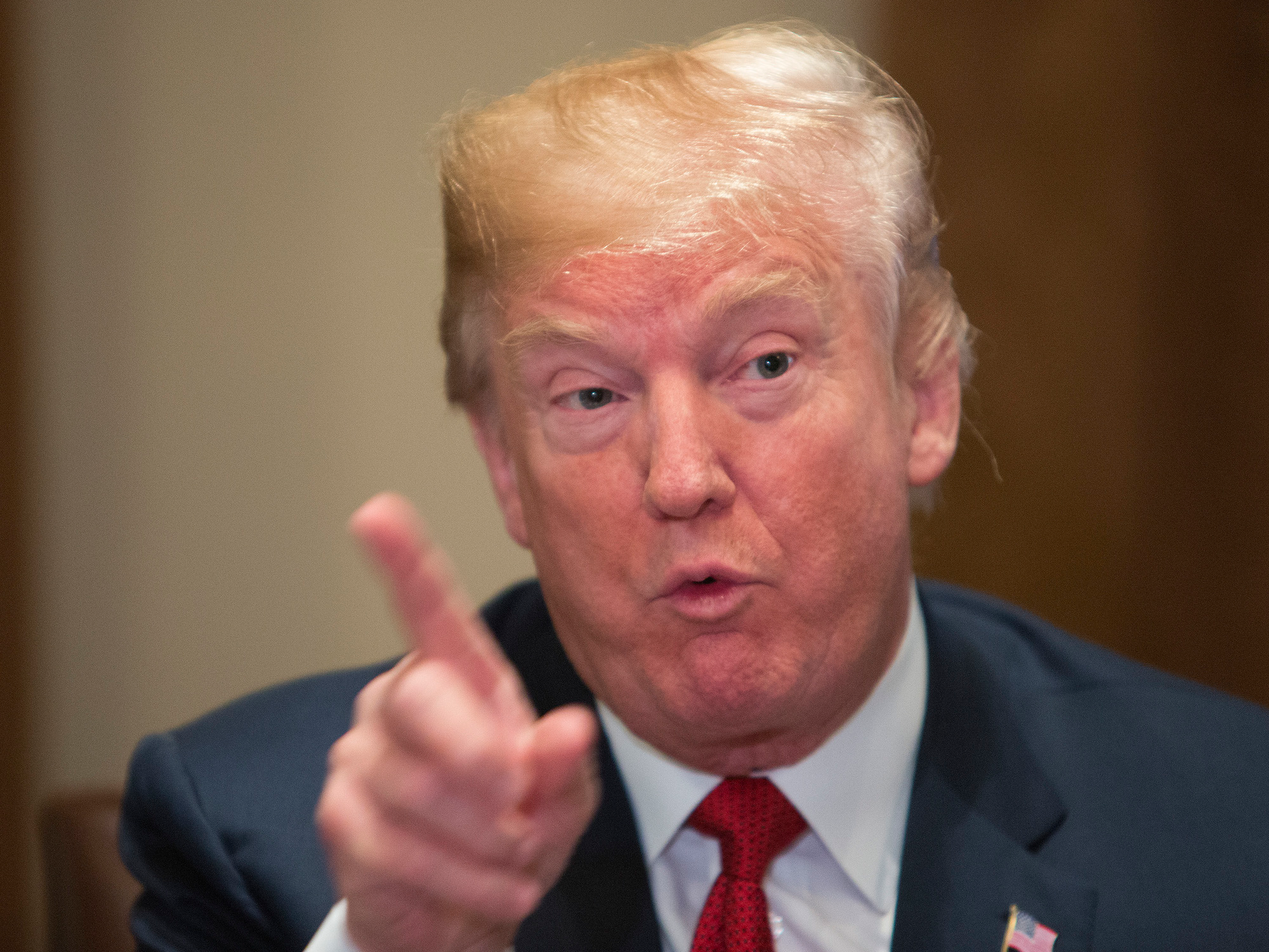 trump-cheers-passage-of-deal-to-end-gove