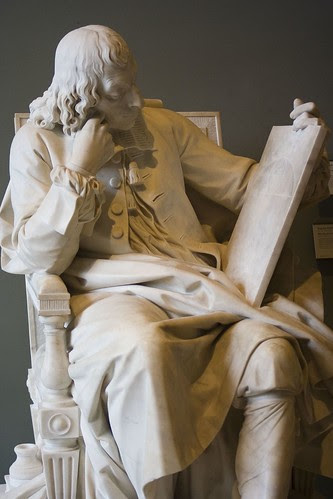 Blaise Pascal 3-statue