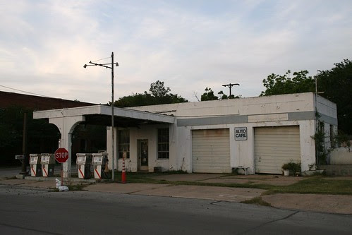 old gas station in eagle lake