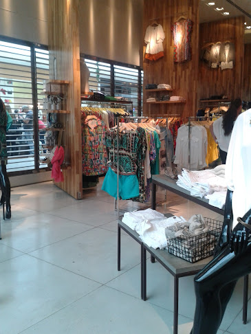 Avaliações sobre SHOULDER - BH Shopping em Belo Horizonte - Loja de roupa