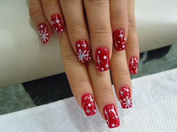 5. 20 Simple Christmas Nail Art Designs - wide 3