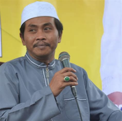 Kumpulan ceramah kh anwar zahid