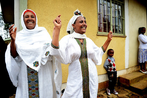 Elder-women-dancing-at-Mary-Joy