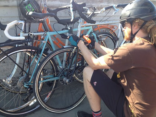 volker locking bike piles