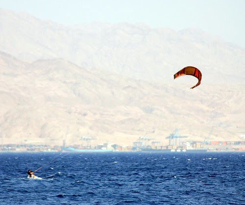 kytesurfer on the red sea