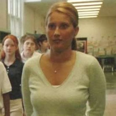 Female Teachers Caught Sleeping With Students (41 pics) Female Teachers Caught Sleeping With Students (41 pics)