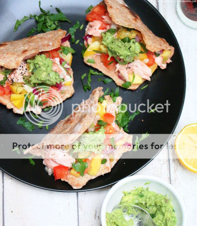 Lachstacos mit Mango & Avocado | whatinaloves.com http://i402.photobucket.com/albums/pp103/Sushiina/cityglam/cityglam001/taco2_zpsgujm9jhl.jpg