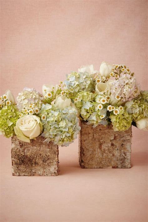 20 Rustic Wedding Centerpieces with Bark Container Deer 20 Rustic Wedding Centerpieces with Bark Container Deer