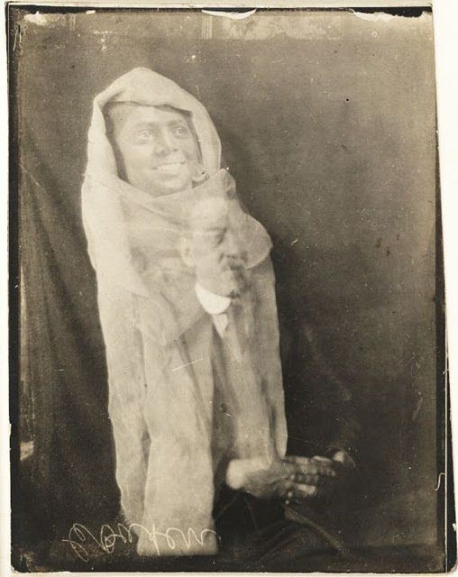 Retro Ghost Photos (22 pics) Retro Ghost Photos (22 pics)