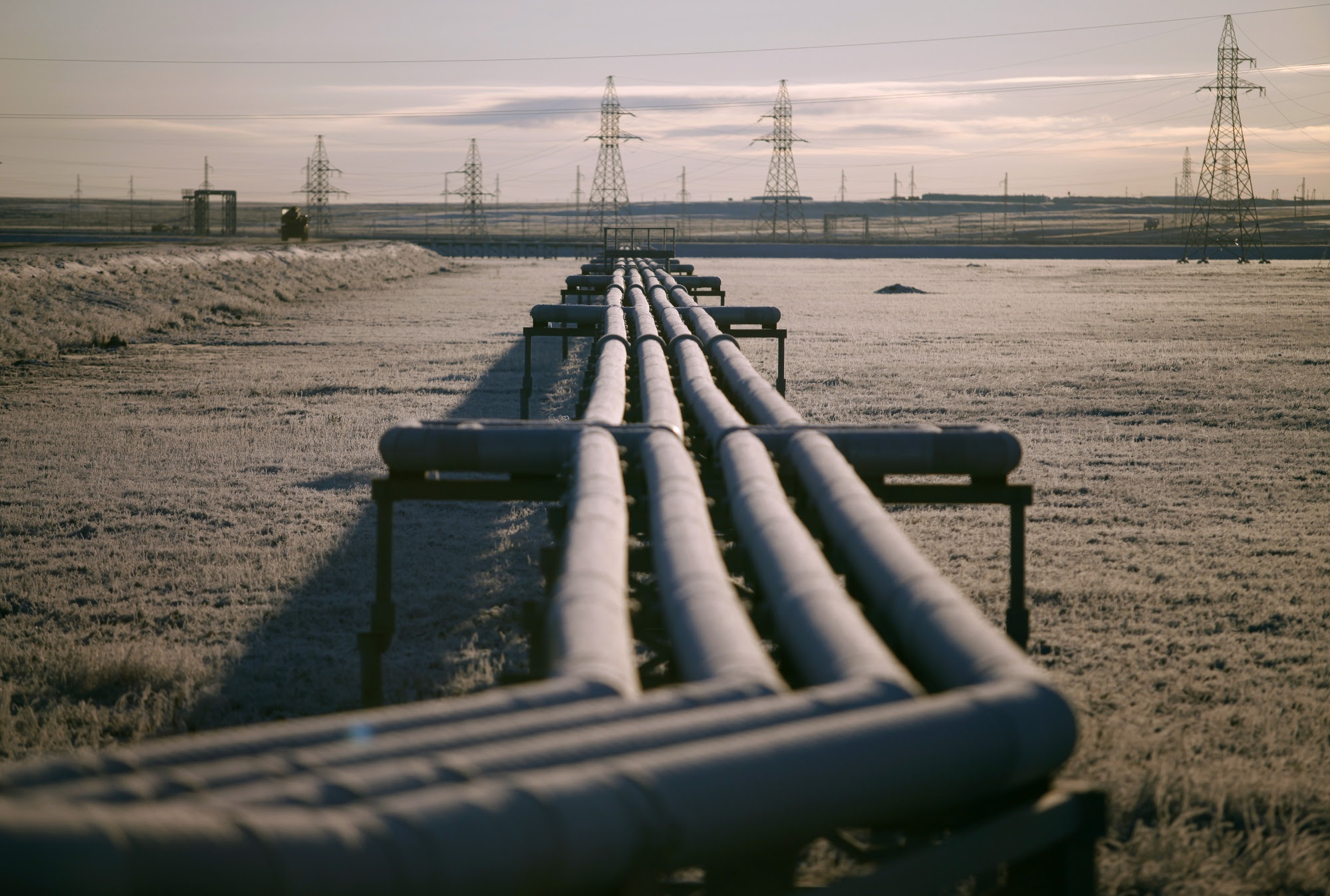EU Drafts Plan for Buying Russian Gas Without Breaking Sanctions
