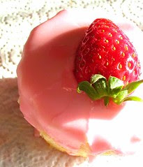 strawberry cupcake 2