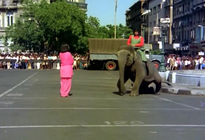http://i291.photobucket.com/albums/ll291/blogger_images1/Kalabaaz/PDVD_059.jpg