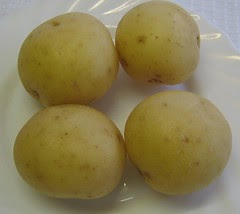 薯仔 washed potatoes 薯仔 washed potatoes
