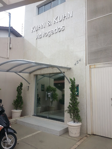 Kuhn e Kuhn Advogados
