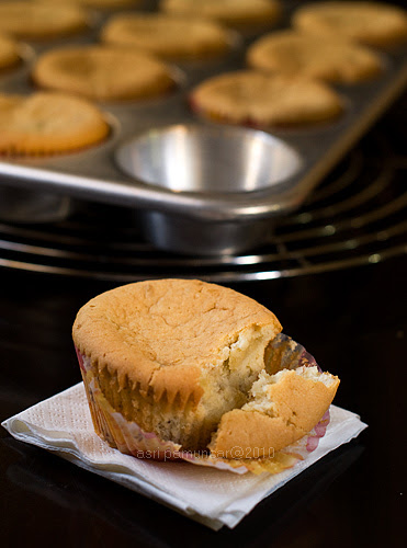 banana cupcake