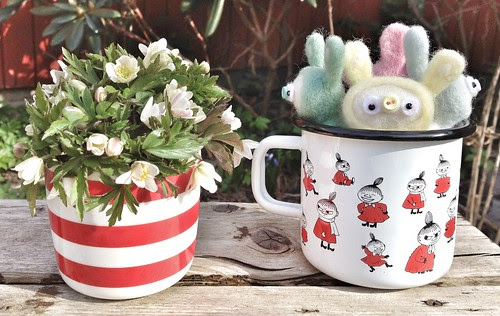 spring mugs