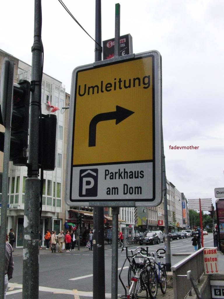 photo parkir sepeda koln_zpsv1mufjcj.jpg