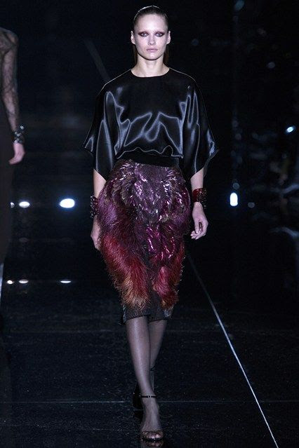 http://www.pinterest.com/pin/58828338857166931/ feathers_gucci