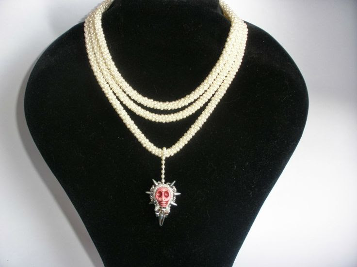 http://www.pinterest.com/pin/58828338856742702/ VIPER'S BEADS: CROCHET WITH BEADS