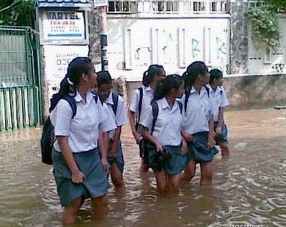 Banjir pun bisa Enjoy