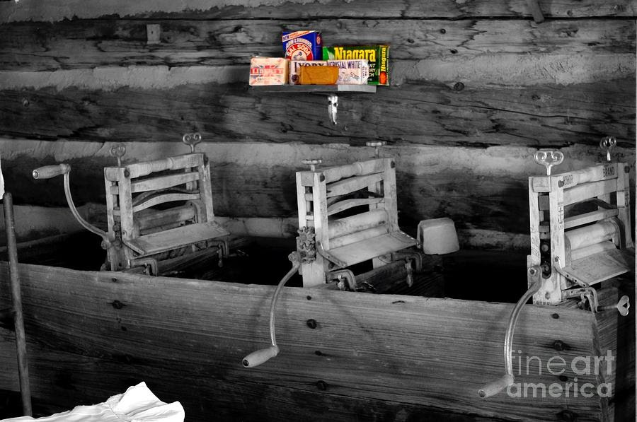 Vintage Laundry Photograph by Deniece Platt - Vintage Laundry Fine