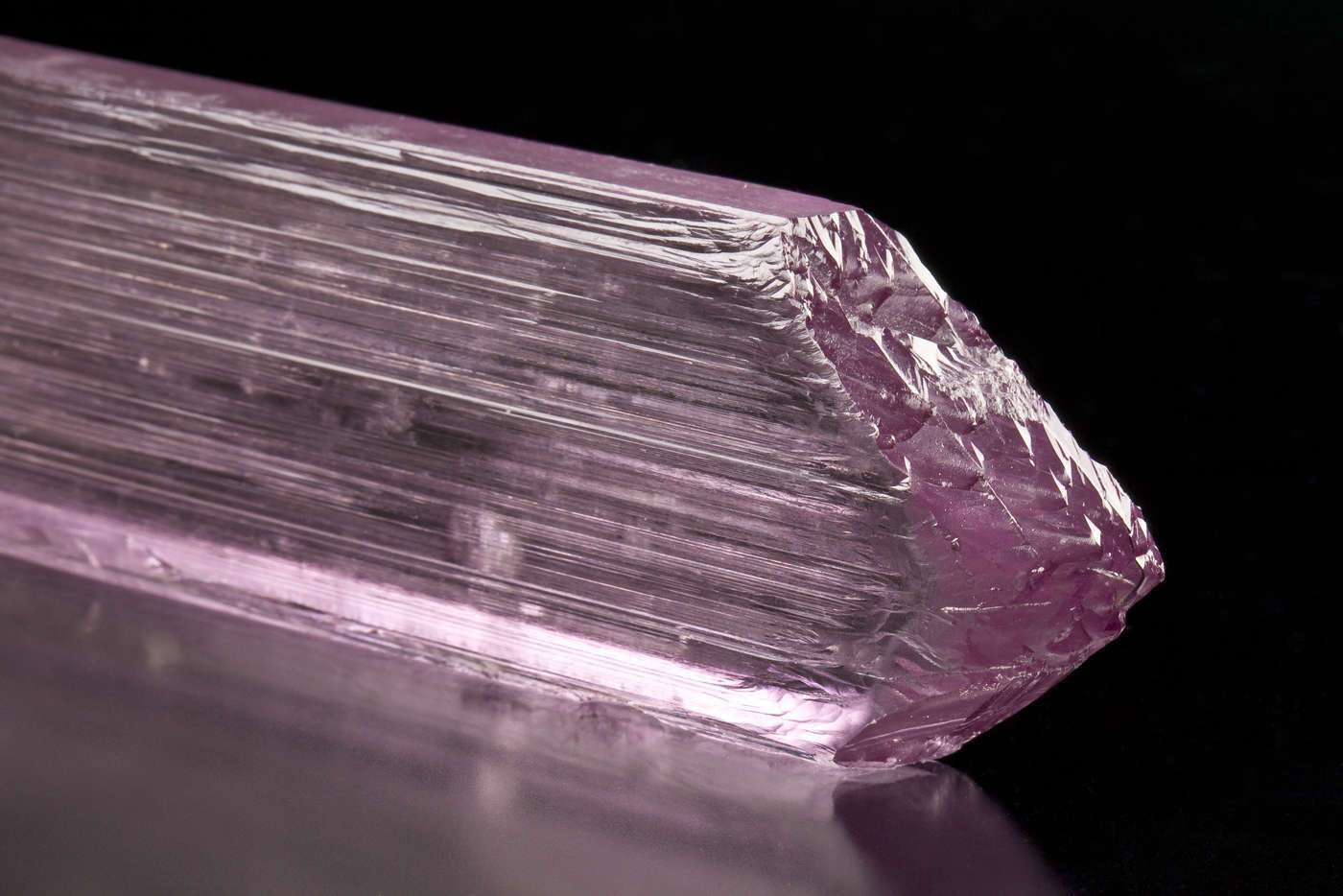 Var Espodumena. Kunzite