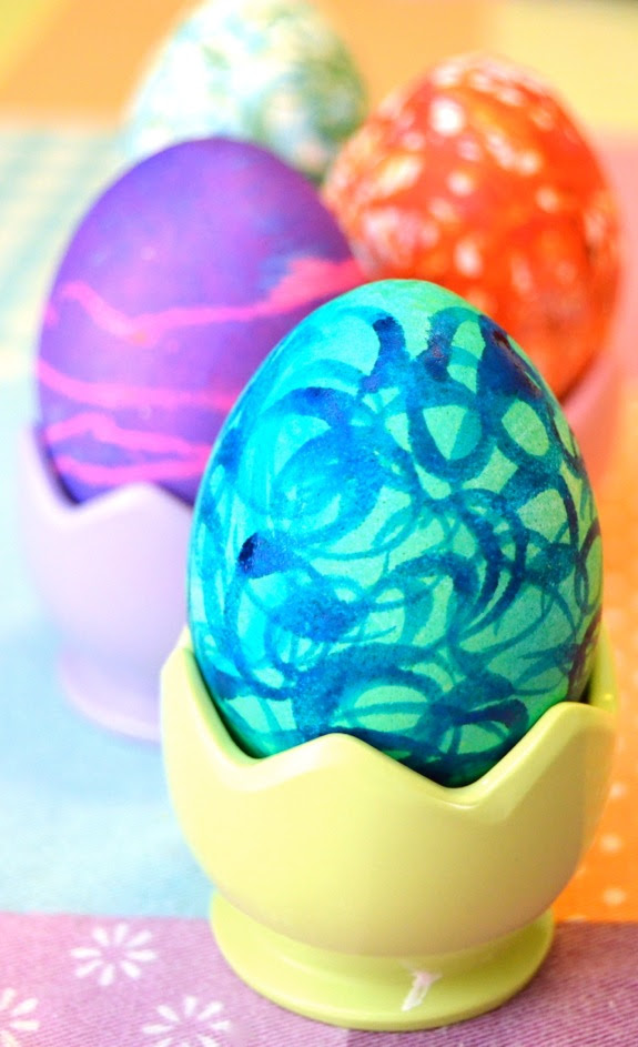  Decorating Easter Eggs with Kids - Inner Child Fun