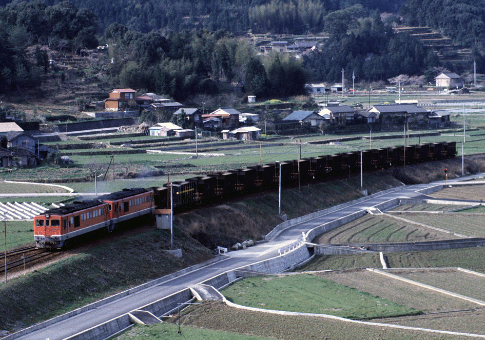 JNR df50 18 43 togano senyou.jpg