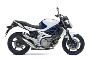 Suzuki_Gladius_400_ABS_01