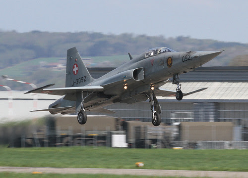 J-3092