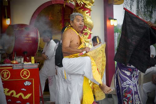 Ma Song dancing at Sam Kong Shrine