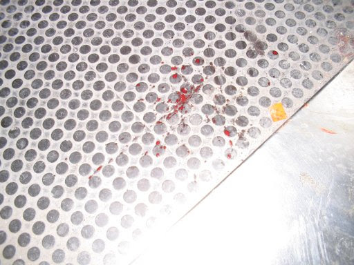 sangue sul pianerottolo