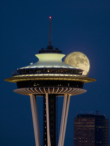 Photo Space Needle by © Frank Melchior, Seattle, WA, include in new article on my new Blog...